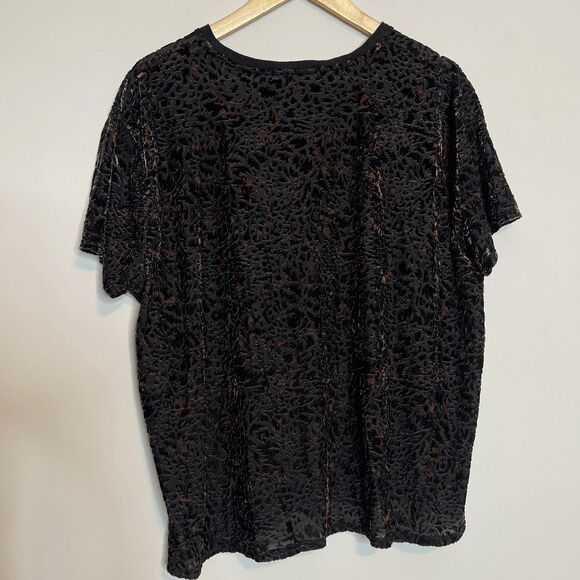 We the Free People Teddy Burnout Velvet Tee Size Medium Cheetah Black Combo - Picture 4 of 8